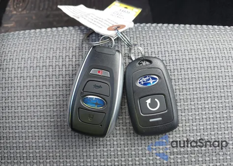 2025 Subaru Outback Premium из США, поврежденный, VIN 4S4BTADC2S3232879